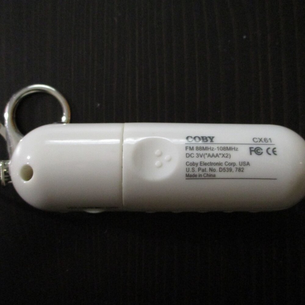 Coby portable hand radio